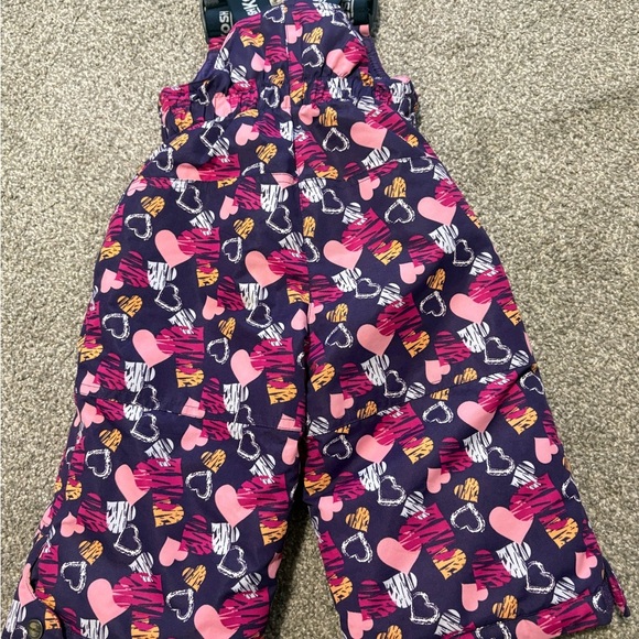 OshKosh B'gosh Purple Pink Heart Printed Kids Snow Bib Overalls Size 12m - Picture 3 of 9